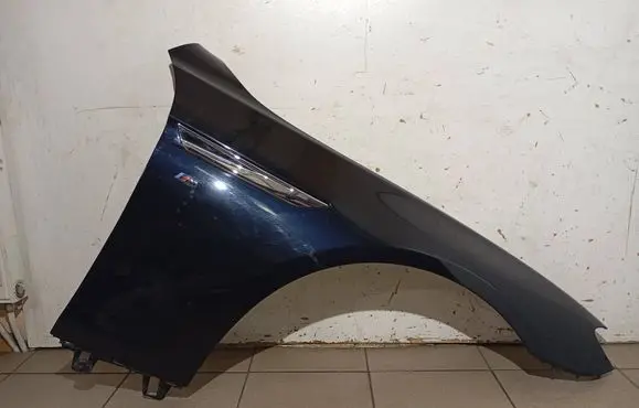 BMW 6 F06 Gran coupe Fender