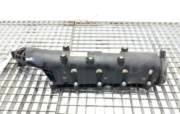 Opel Zafira C Intake manifold 55569989