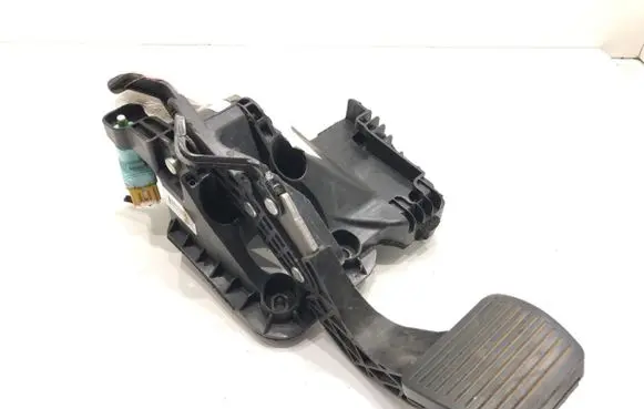 Jeep Compass Pedal assembly 
