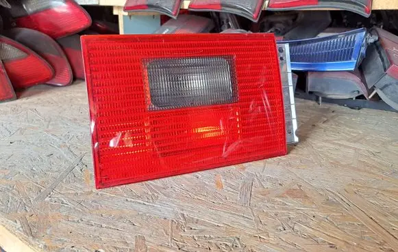 Volkswagen Sharan Tailgate rear/tail lights 7M3945111A 7M7945111 964537