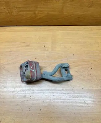 BMW 7 F01 F02 F03 F04 Muffler mount bracket/holder 7585359