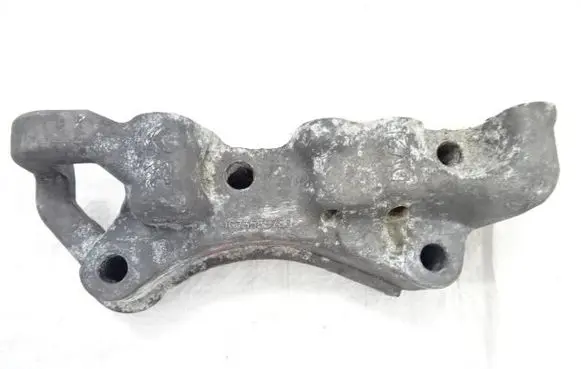 Citroen C4 II Picasso Engine mount bracket 9673585780