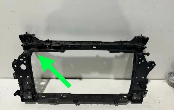 Renault Captur II Radiator support slam panel 625009677R