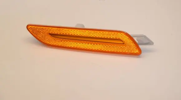 Porsche Cayenne (9Y0 9Y3) Front reflector 9Y0945072B 971945062B 8119