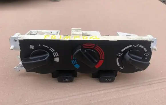 Nissan Primera Climate control unit