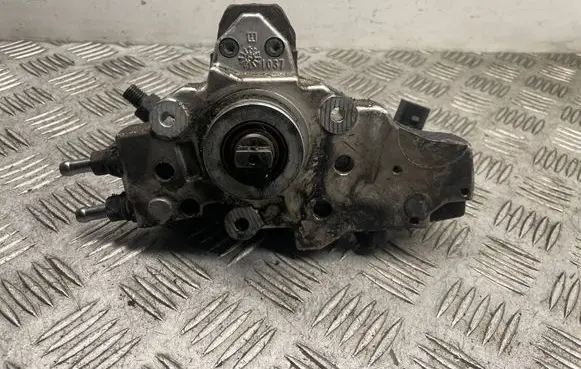 Fuel injection high pressure pump