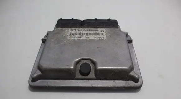 Opel Astra G Engine control unit/module ECU 0281001670