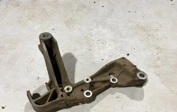 Volkswagen Touran I Front subframe 1k0199296f