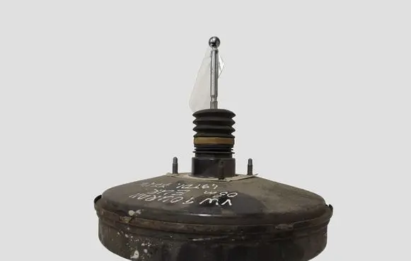 Volkswagen Touran I Brake booster 1T1614105L