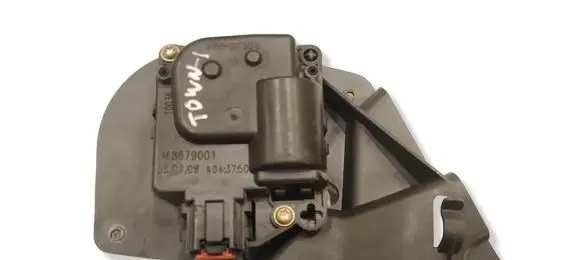 Chrysler Town u0026 Country V Air flap motor/actuator M8679001 A043750