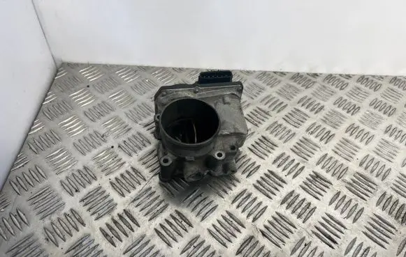 Subaru Forester SH Throttle valve 16112AA260