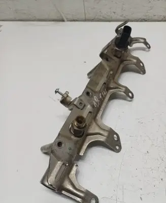 Audi A4 S4 B8 8K Fuel main line pipe 06J133317G