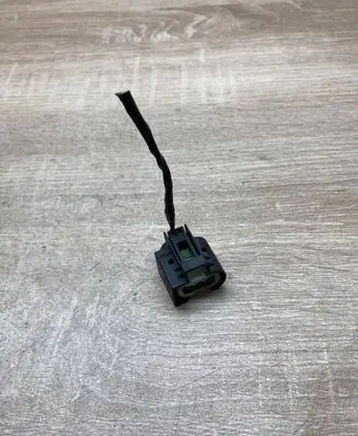 BMW 3 E46 Plug wire 7508154