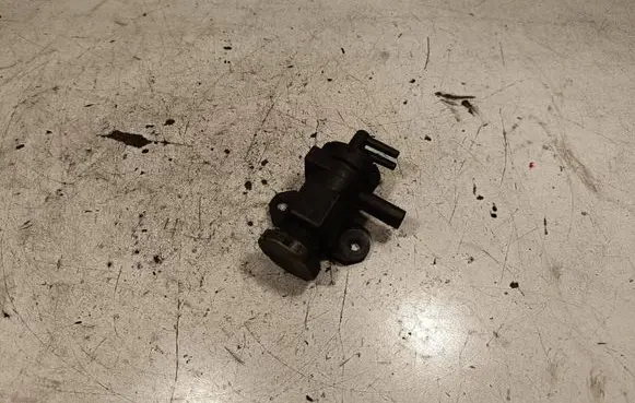 BMW X5 F15 Turbo solenoid valve 8509323