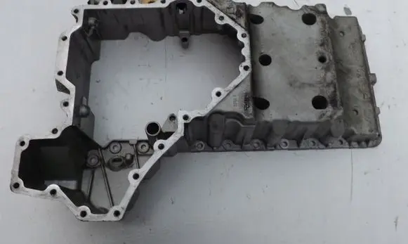 BMW 7 F01 F02 F03 F04 Oil sump 7570685