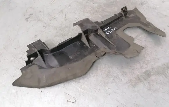 Audi Q7 4L Side radiator support slam panel 4L0121284A