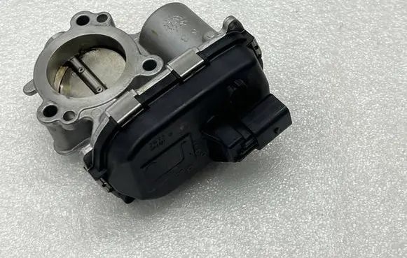 Skoda Kamiq Throttle body valve 05C133062A
