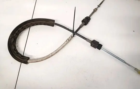 Skoda Octavia Mk2 (1Z) Gear shift cable linkage 1k0711265as