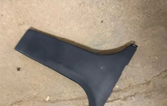 KIA Rio (B) pillar trim (bottom) 858351W010