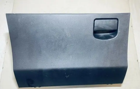 Toyota Yaris Glove box 555500d070 55550-0d070
