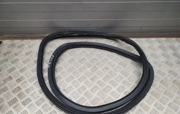 Audi Q3 F3 Rubber seal rear door 83A833721C