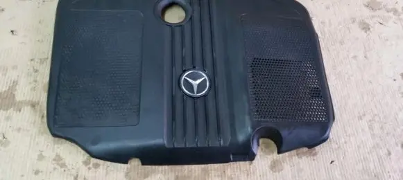 Mercedes-Benz E W212 Engine cover (trim) A6510101467