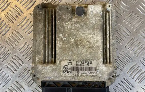 Volkswagen Touareg I Engine control unit/module 070906016BL 1039S06941 0281011859