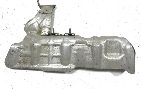 Exhaust heat shield