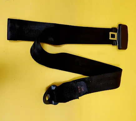 Peugeot 106 Rear seatbelt 042539