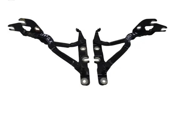 Audi A6 S6 C5 4B Tailgate/trunk/boot hinge 4B5827302C 4B5827301C