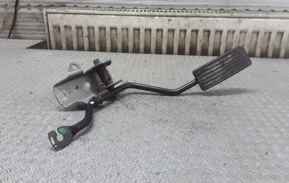 Honda Stream Accelerator throttle pedal