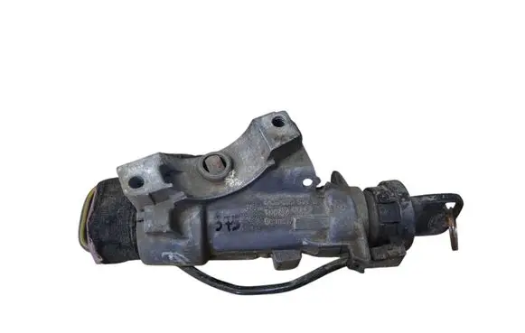 Audi A6 S6 C5 4B Ignition lock 4B0905851B