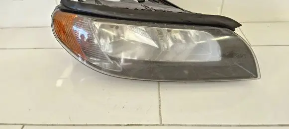 Volvo S80 Headlight/headlamp 31214177 6330200000