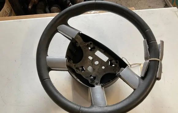 Ford Focus C-MAX Steering wheel 3M513600B