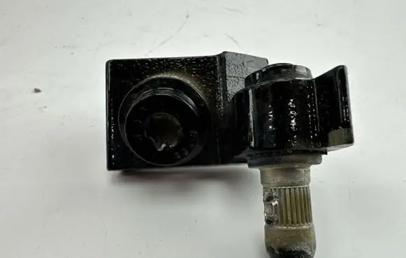 Audi Q2 - Rear door upper hinge 8X4833407A
