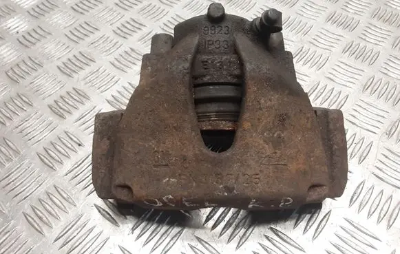 Opel Zafira A Front brake caliper 9823
