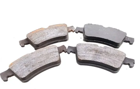 Ford Focus C-MAX Brake pads (rear) 