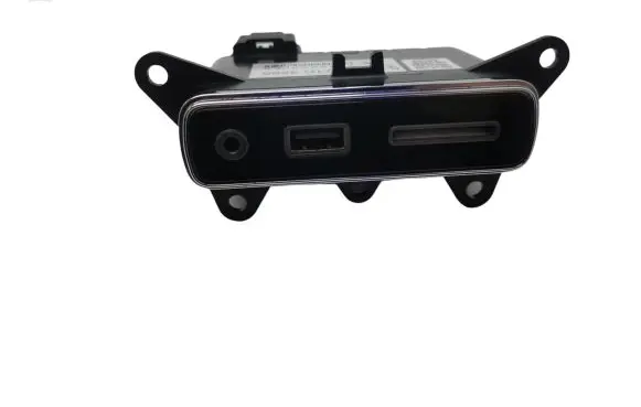 Jeep Grand Cherokee USB socket connector 68258696AA P68258696AA