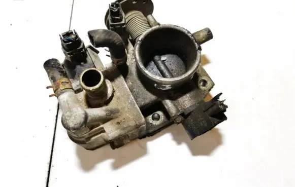 Mazda 323 Throttle valve