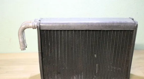 BMW 5 E39 Air conditioning (A/C) radiator (interior) 83855609