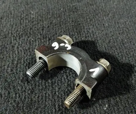Saab 9-5 Camshaft holder 