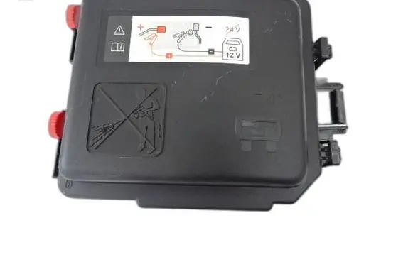 Citroen C4 III e-C4 Fuse box set 9824510680