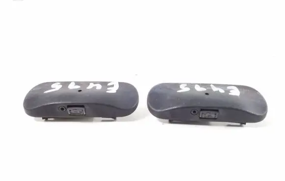 Audi A4 S4 B9 Windshield washer spray nozzle 
