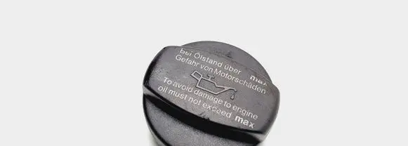 Mercedes-Benz C W203 Oil filler cap 1110180302