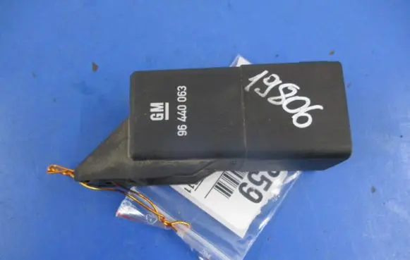 Chevrolet Captiva Other relay 96440063