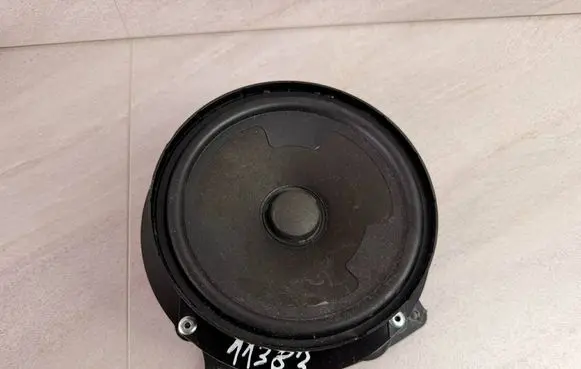 Volkswagen Touran III Rear door speaker 5TA035453