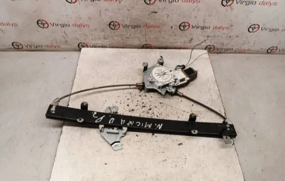 Nissan Micra Front door window regulator motor 0130822203