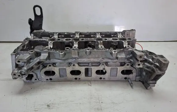 Renault Master III Engine head S27647067 110422750R