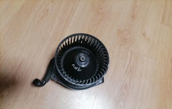 Opel Agila A Heater fan/blower EA31030350 381000010