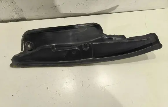 Volkswagen Golf V Fender end trim 1K5821112 57531